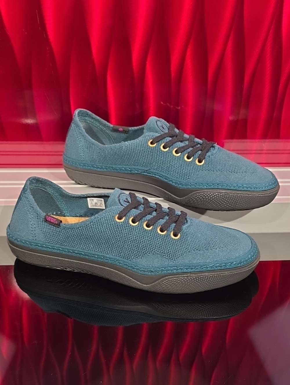Vans Circle Vee Alex Knost Lee-Ann Curren Ocean Blue Men 9.5 Women 11
